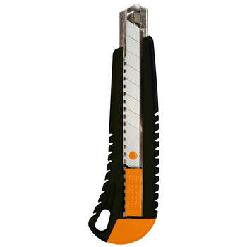 Cutter plastique 18 mm